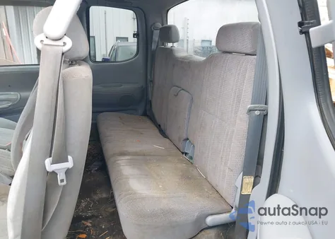 2000 Toyota Tundra Sr5 V8 z USA, uszkodzony, nr VIN 5TBRT3416YS077816